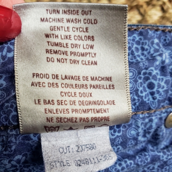 PAIGE Skyline Skinny Ankle Jeans in Twilight - Picture 9 of 16